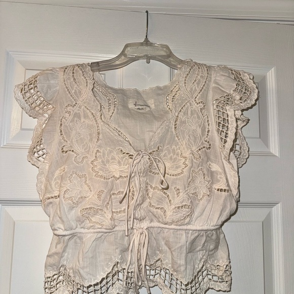 Anthropologie Cream Lace Crop Top! - Picture 6 of 9
